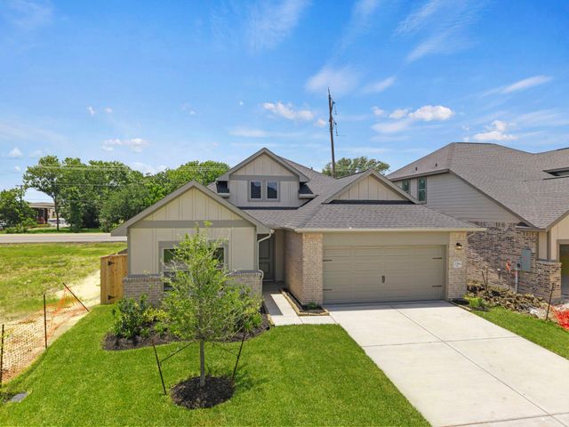 2794 English Laurel Drive, Alvin, TX 77511
