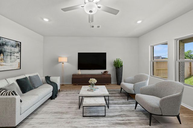 2794 English Laurel Drive, Alvin, TX 77511