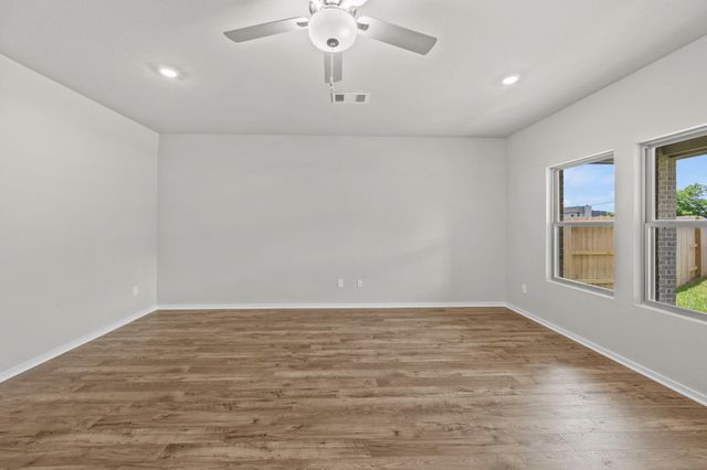 2794 English Laurel Drive, Alvin, TX 77511