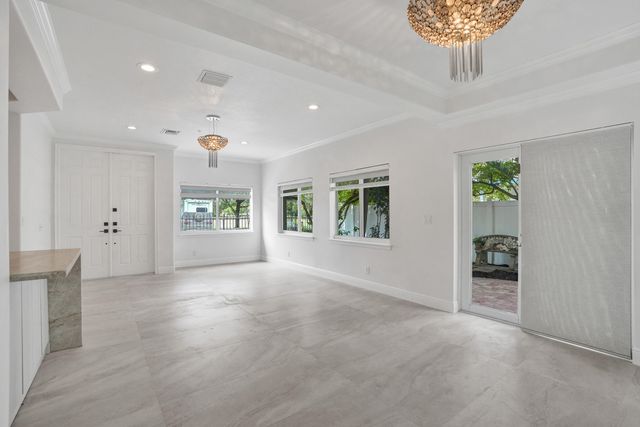 804 NE 7th Street, Fort Lauderdale, FL 33304