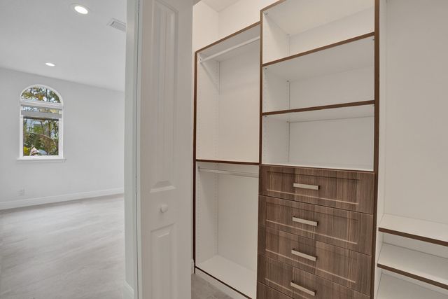 804 NE 7th Street, Fort Lauderdale, FL 33304