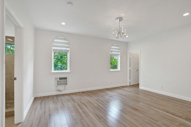 804 NE 7th Street, Fort Lauderdale, FL 33304