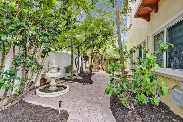 804 NE 7th Street, Fort Lauderdale, FL 33304