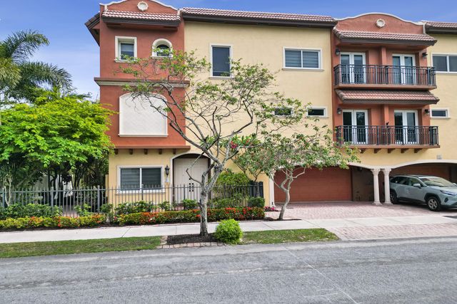 804 NE 7th Street, Fort Lauderdale, FL 33304