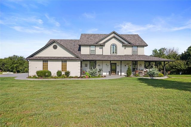 20195 Wolf Creek Drive, Purcell, OK 73080