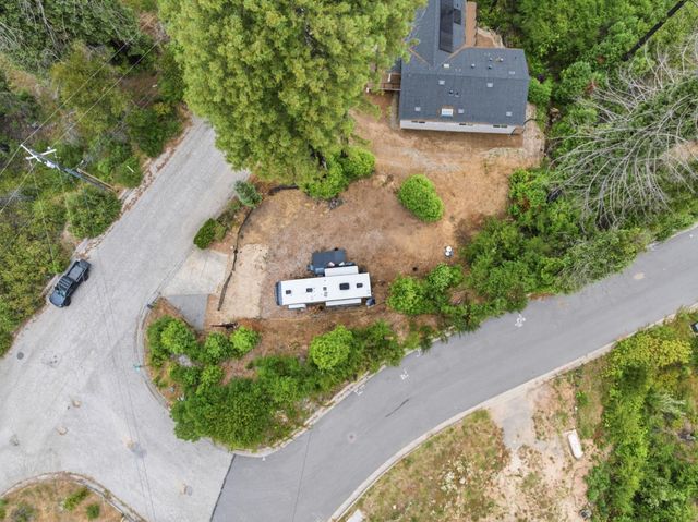 135 Fallen Leaf Drive, Boulder Creek, CA 95006