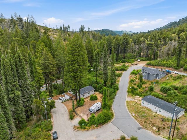 135 Fallen Leaf Drive, Boulder Creek, CA 95006