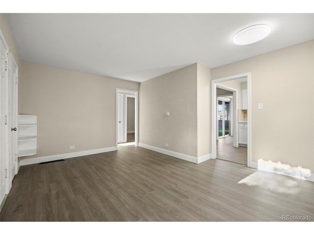 2060 S Knox Ct, Denver, CO 80219