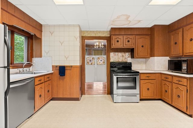 35 Mount Washington Ave, Malden, MA 02148