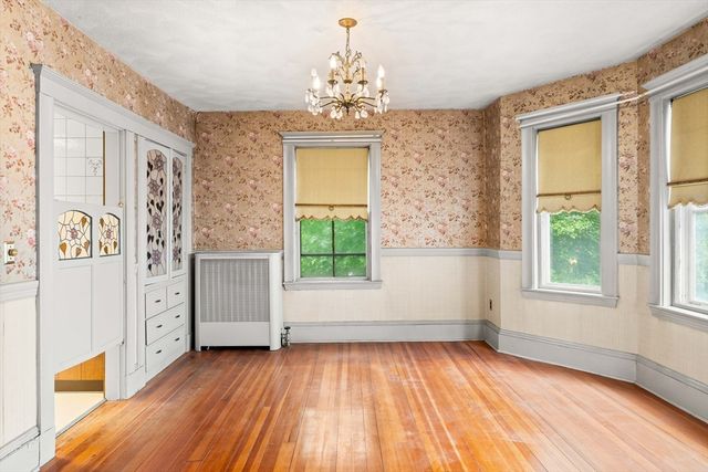 35 Mount Washington Ave, Malden, MA 02148