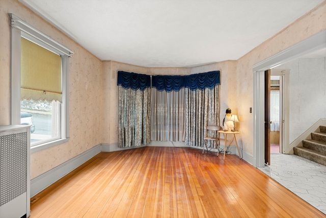 35 Mount Washington Ave, Malden, MA 02148