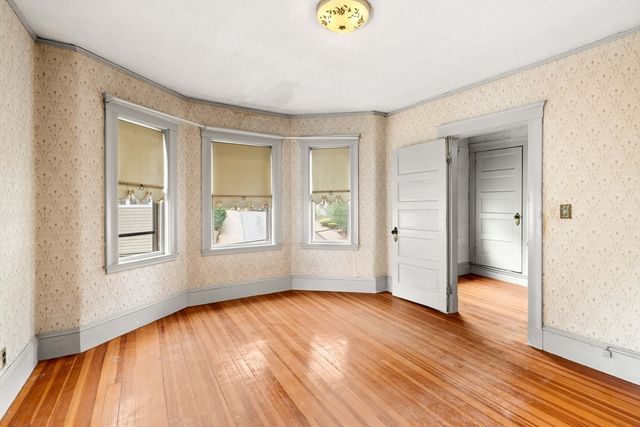 35 Mount Washington Ave, Malden, MA 02148