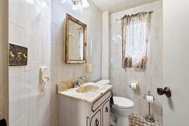 35 Mount Washington Ave, Malden, MA 02148