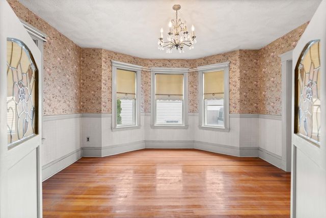 35 Mount Washington Ave, Malden, MA 02148
