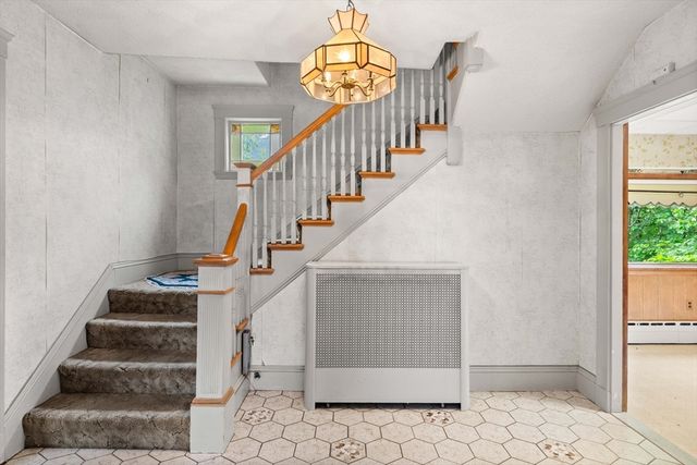 35 Mount Washington Ave, Malden, MA 02148