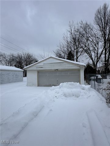 5303 Kohout Street, Maple Heights, OH 44137