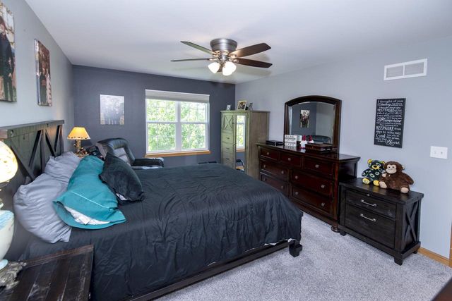 914 Michael COURT, Elkhorn, WI 53121
