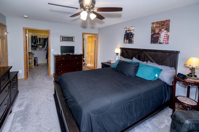 914 Michael COURT, Elkhorn, WI 53121