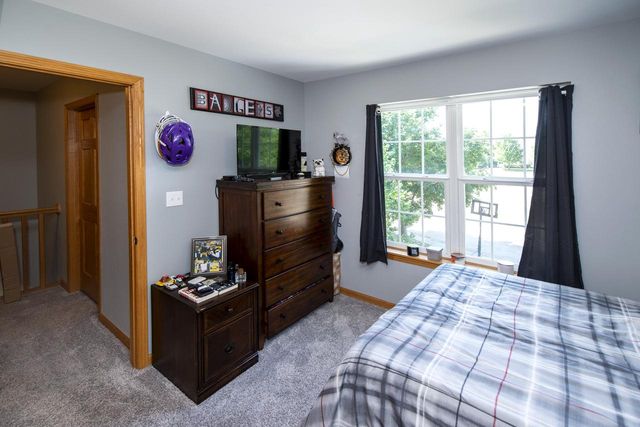 914 Michael COURT, Elkhorn, WI 53121