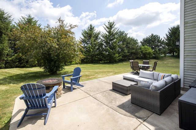 914 Michael COURT, Elkhorn, WI 53121