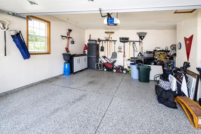 914 Michael COURT, Elkhorn, WI 53121