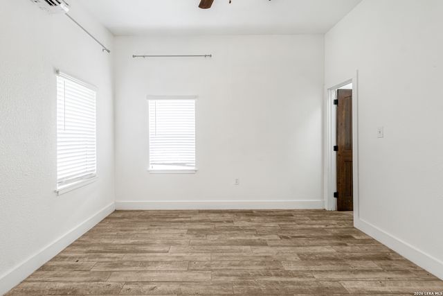 21875 SCENIC LOOP RD, San Antonio, TX 78255