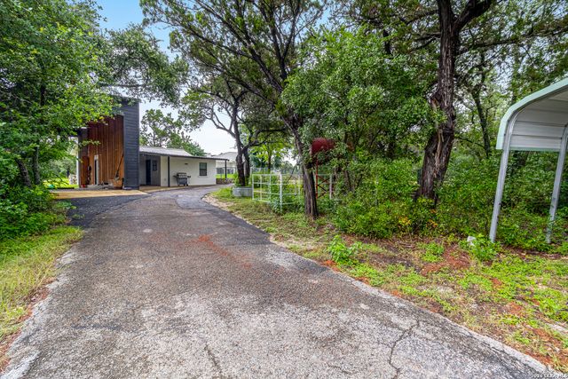 21875 SCENIC LOOP RD, San Antonio, TX 78255