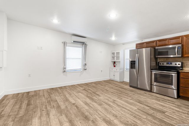 21875 SCENIC LOOP RD, San Antonio, TX 78255