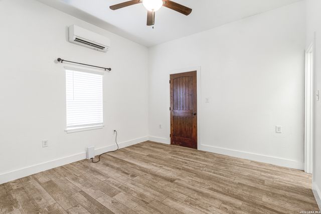 21875 SCENIC LOOP RD, San Antonio, TX 78255