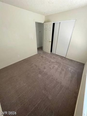 45 Logan Court, Las Vegas, NV 89110