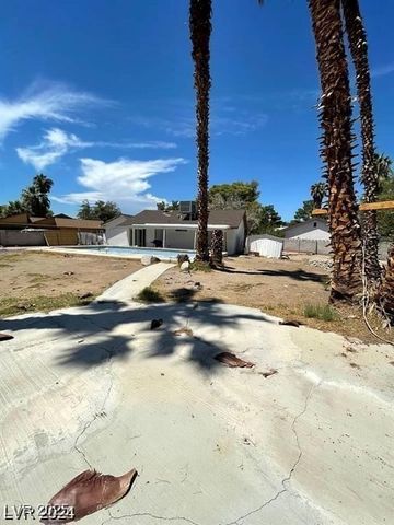 45 Logan Court, Las Vegas, NV 89110