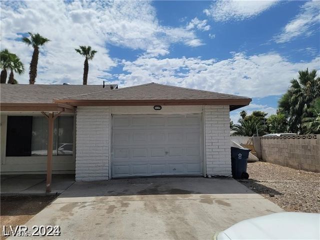 45 Logan Court, Las Vegas, NV 89110