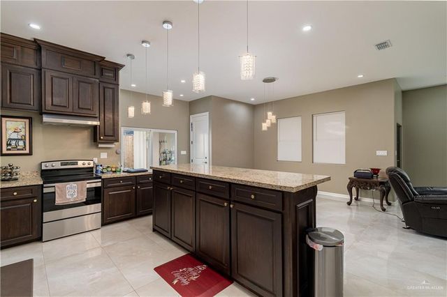 3014 Copper Avenue, Mission, TX 78574