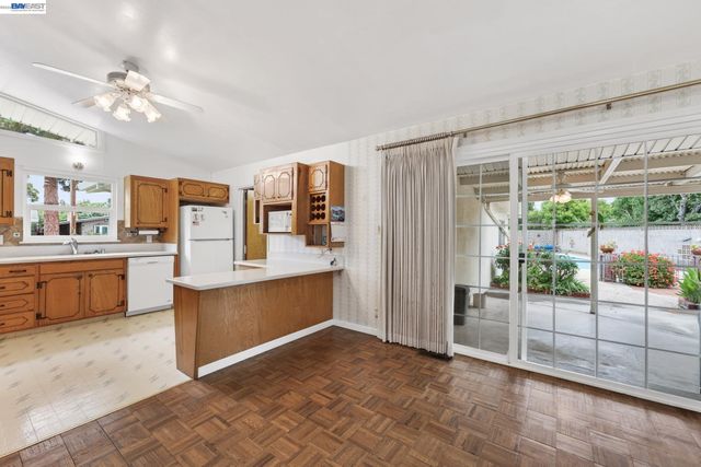 1355 Chandler Ct, Livermore, CA 94551