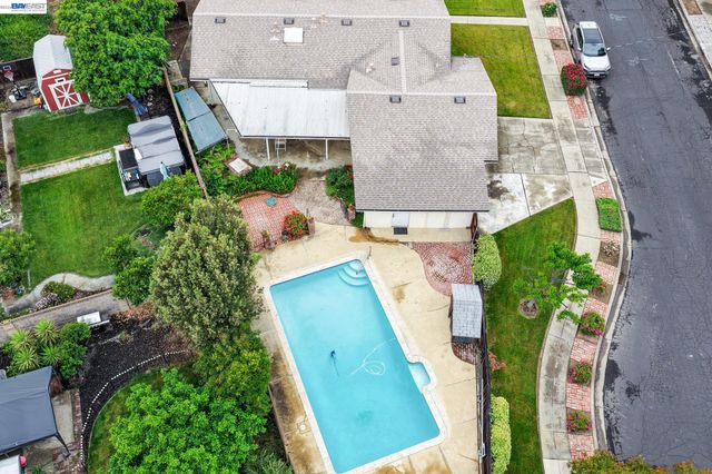 1355 Chandler Ct, Livermore, CA 94551