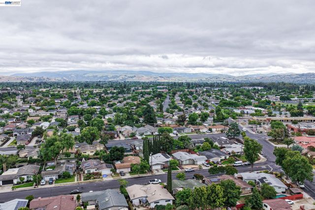 1355 Chandler Ct, Livermore, CA 94551