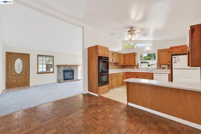 1355 Chandler Ct, Livermore, CA 94551