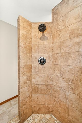 2350 Ponderosa Drive SW, Rochester, MN 55902