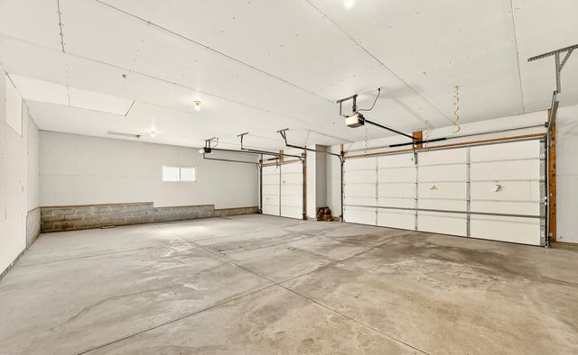 2350 Ponderosa Drive SW, Rochester, MN 55902