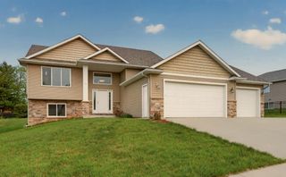 2350 Ponderosa Drive SW, Rochester, MN 55902