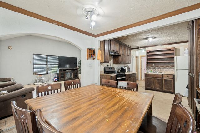 6625 Speight Street, Dallas, TX 75232