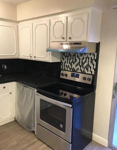 5090 N Roosevelt Avenue # 11, Fresno, CA 93704