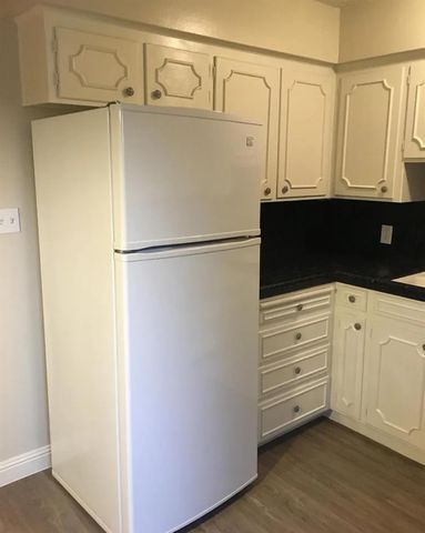 5090 N Roosevelt Avenue # 11, Fresno, CA 93704
