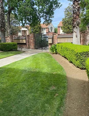 5090 N Roosevelt Avenue # 11, Fresno, CA 93704