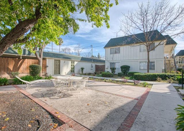 5090 N Roosevelt Avenue # 11, Fresno, CA 93704
