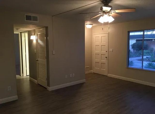 5090 N Roosevelt Avenue # 11, Fresno, CA 93704