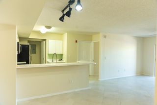 2600 S University Drive 211, Davie, FL 33328