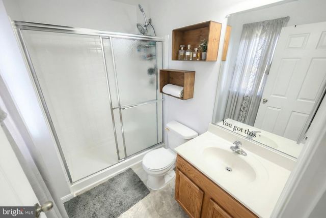 712 SPENCER DR, Hanover, PA 17331