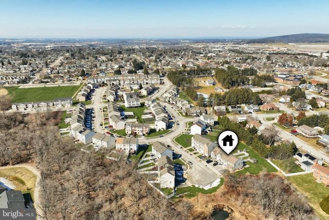 712 SPENCER DR, Hanover, PA 17331