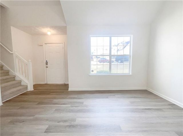 3028 N Oak Court, Decatur, GA 30034